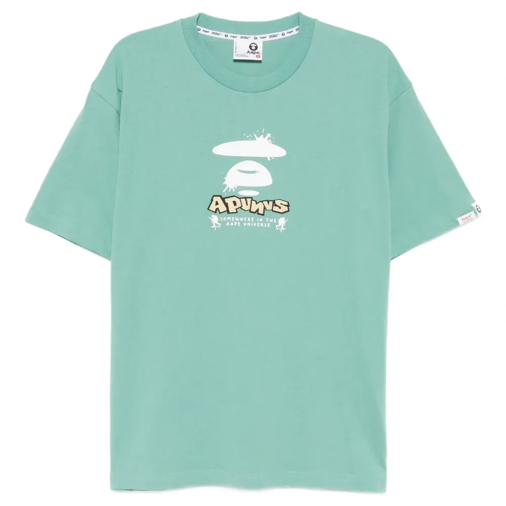 Футболка с логотипом