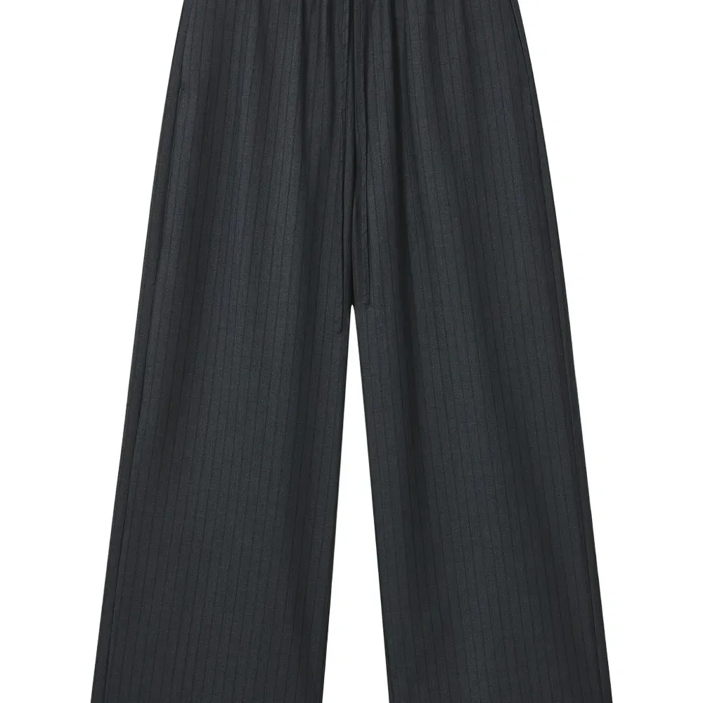 Брюки в полоску