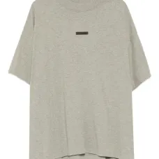 Футболка Essentials