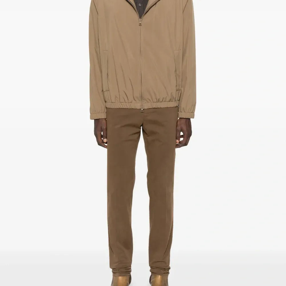 Брюки прямого кроя