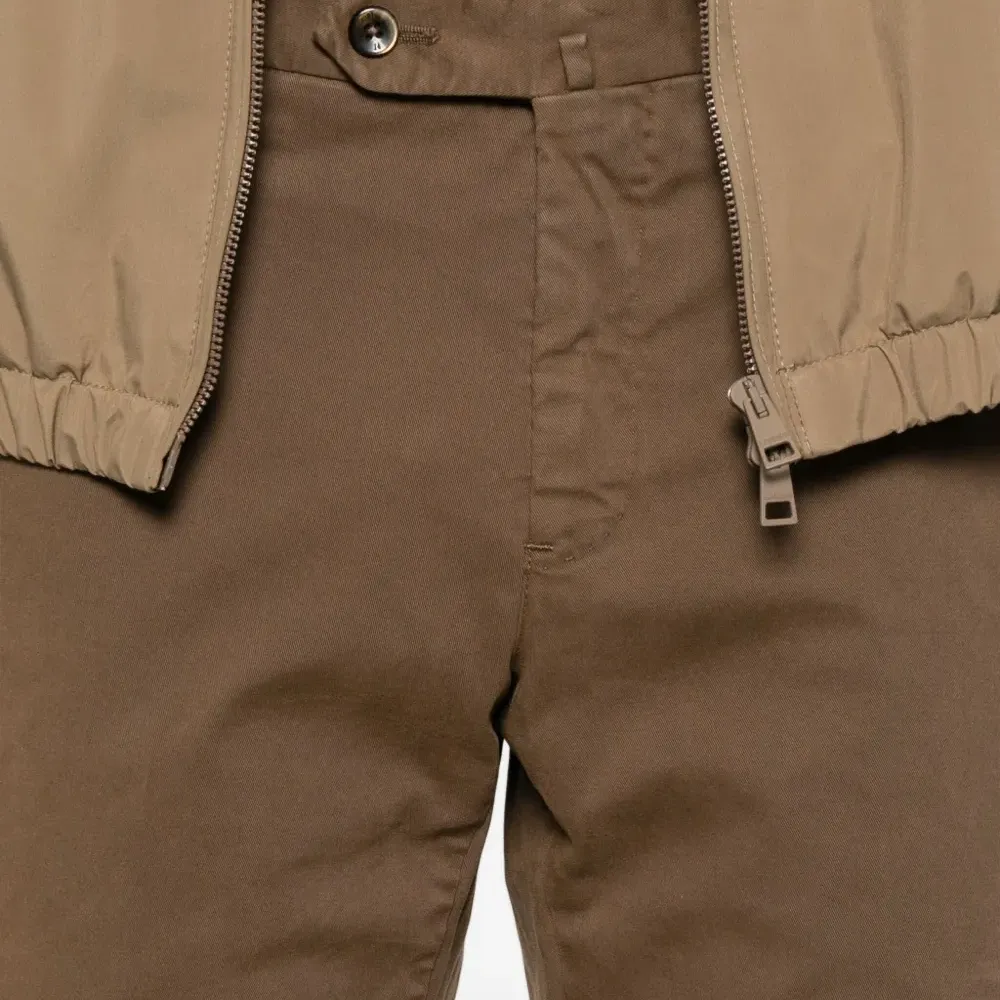 Брюки прямого кроя