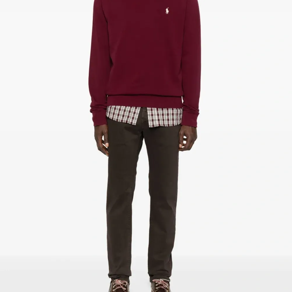 Брюки с вышивкой