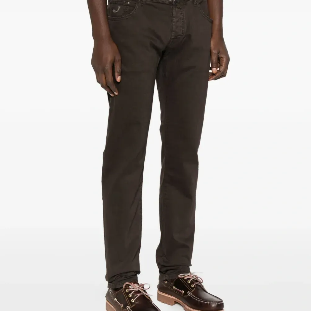 Брюки с вышивкой