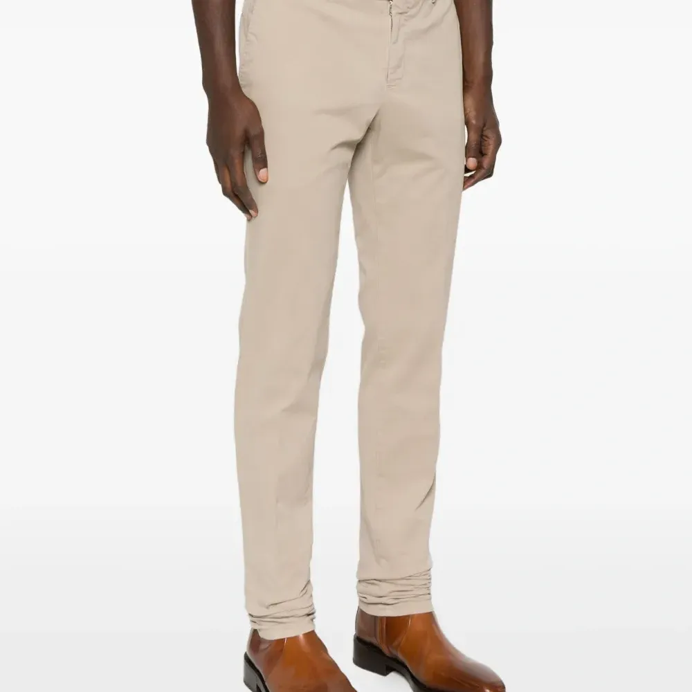 Брюки прямого кроя