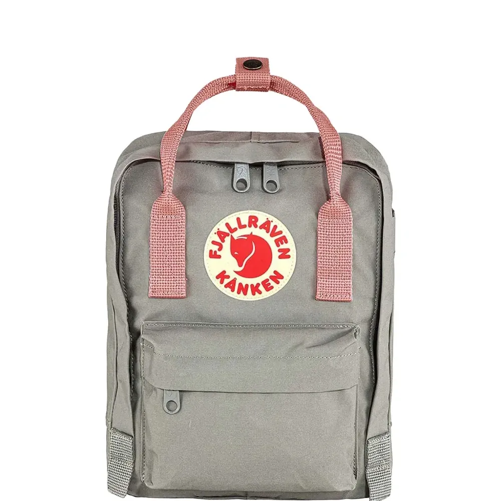 Рюкзак с нашивкой-логотипом