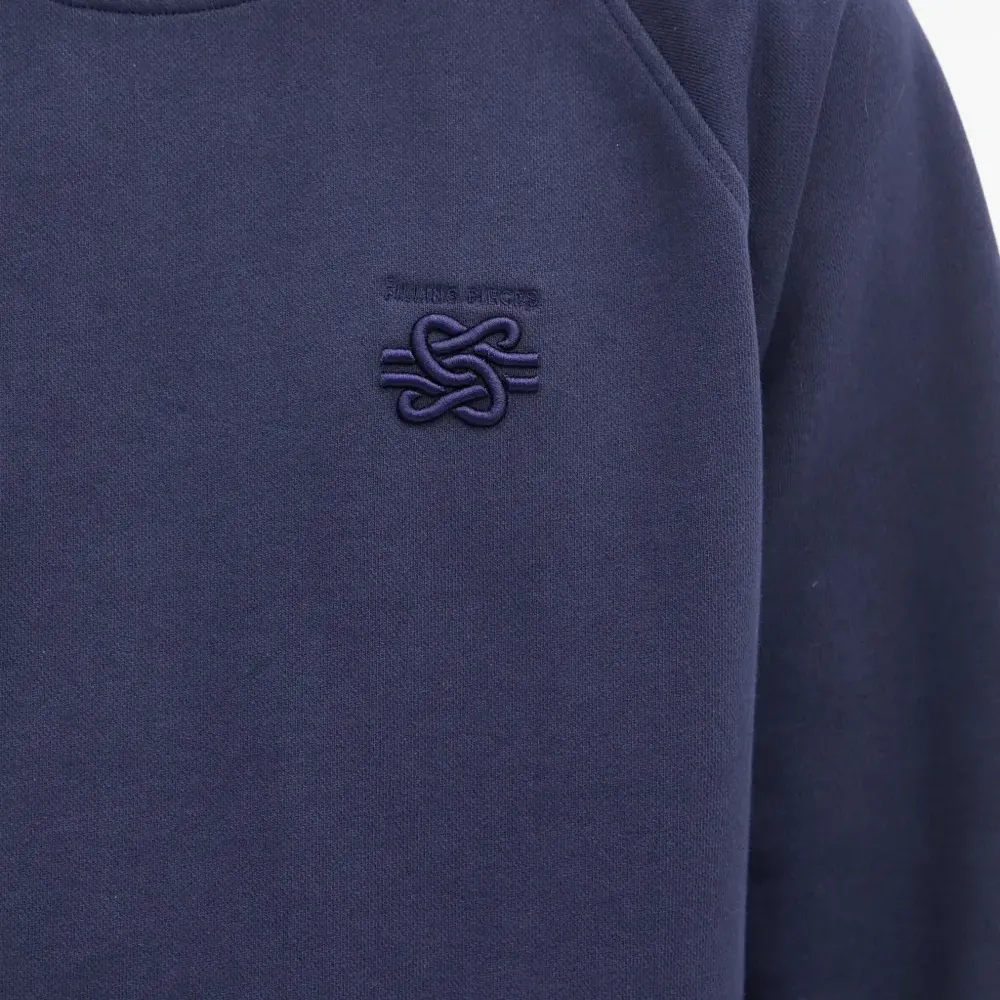 Толстовка с круглым вырезом и вышивкой