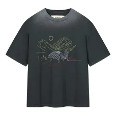 Футболка с вышитым логотипом