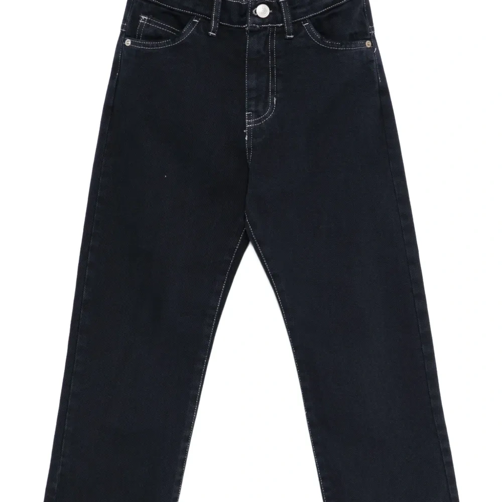 Джинсы с контрастной прострочкой