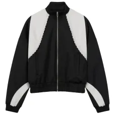 Спортивная куртка с контрастными рукавами