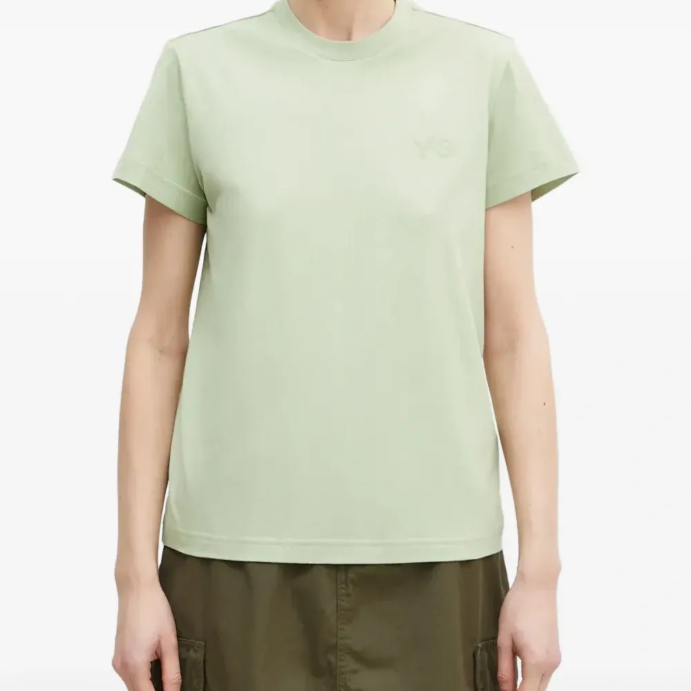 Футболка с короткими рукавами и логотипом