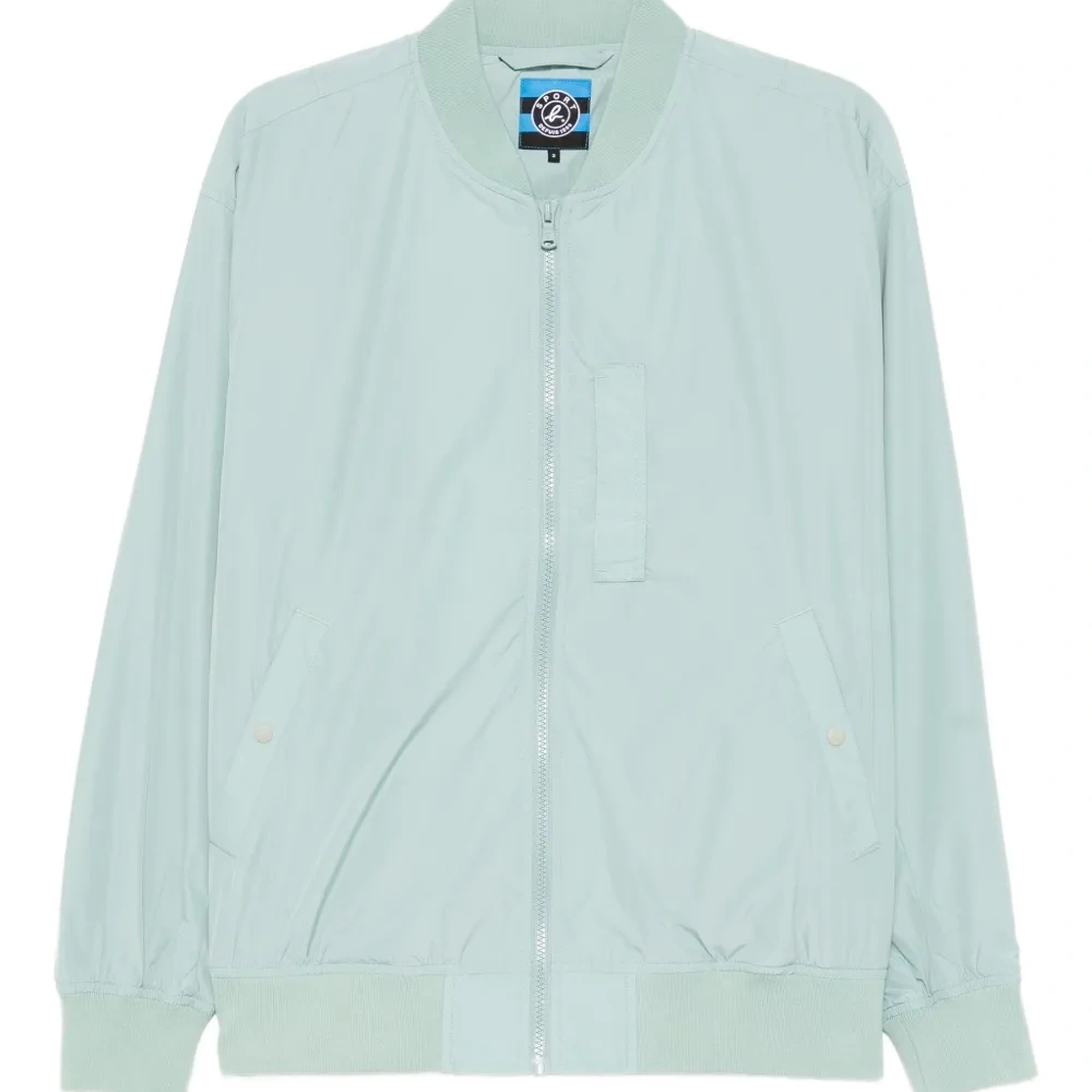 Куртка с нашивкой-логотипом