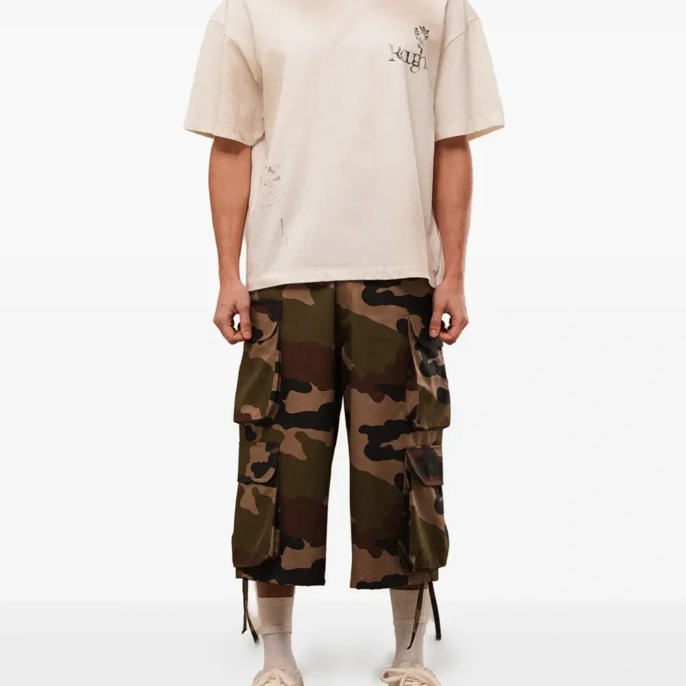 Футболка с логотипом