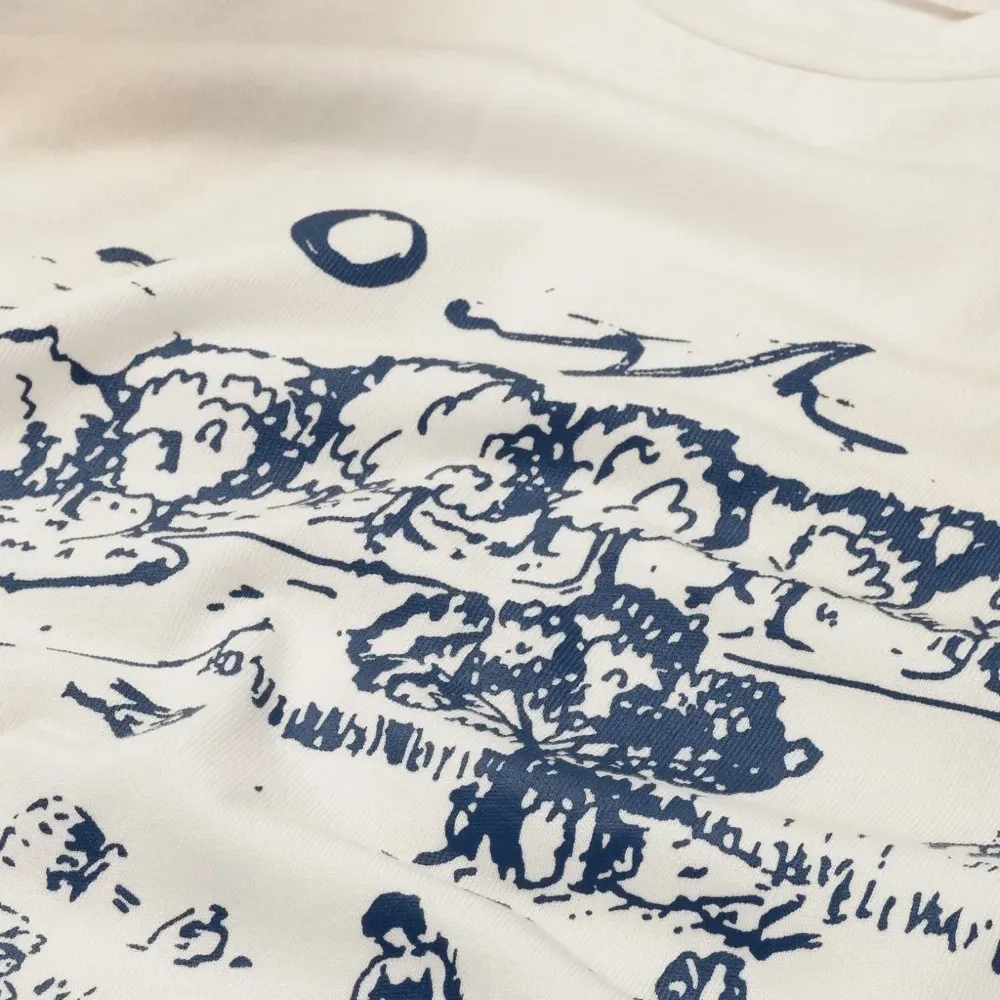 Футболка с графичным принтом