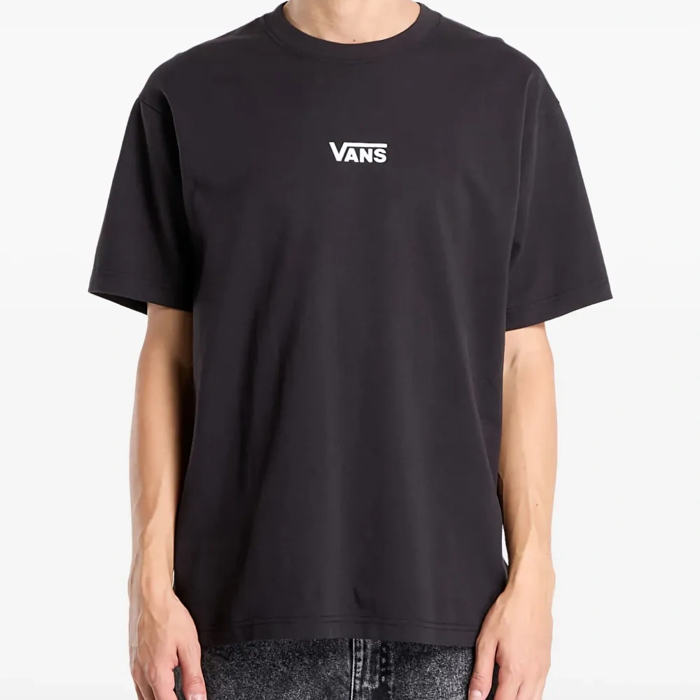 Футболка с логотипом