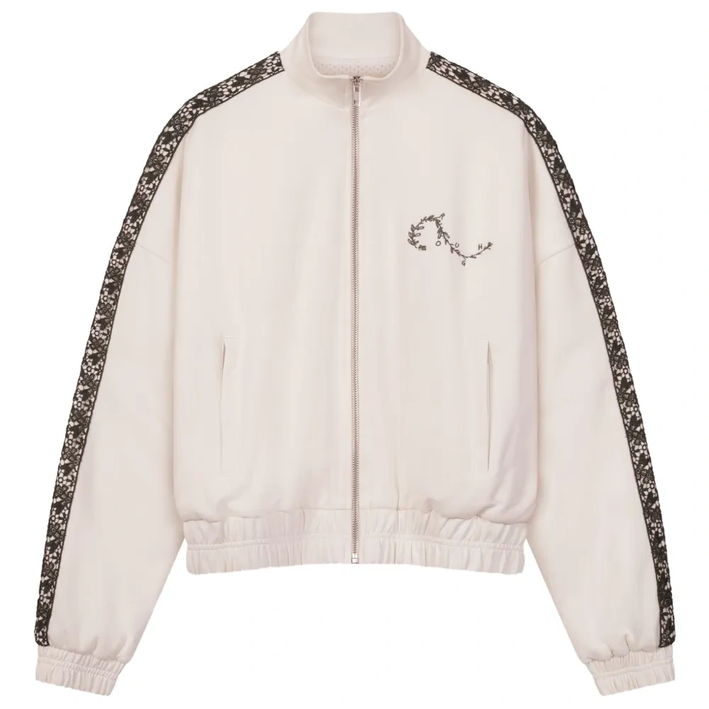 Спортивная куртка с кружевными вставками и вышивкой