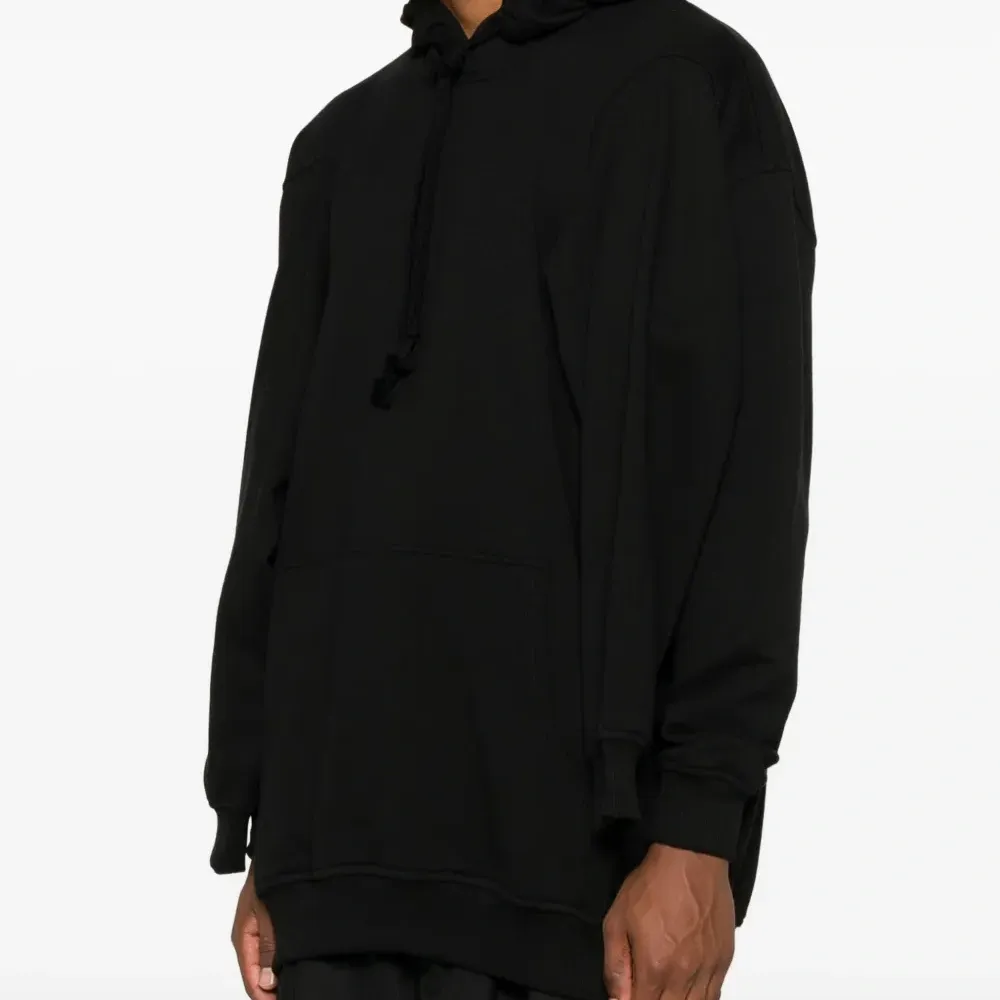 Толстовка с капюшоном