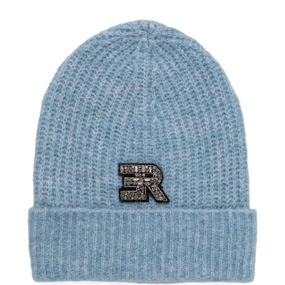 Декорированная шапка бини