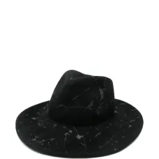 Федора с эффектом растрескавшейся краски