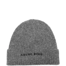 Шапка в рубчик