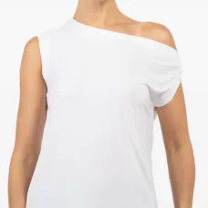 Топ с драпировкой на плечах