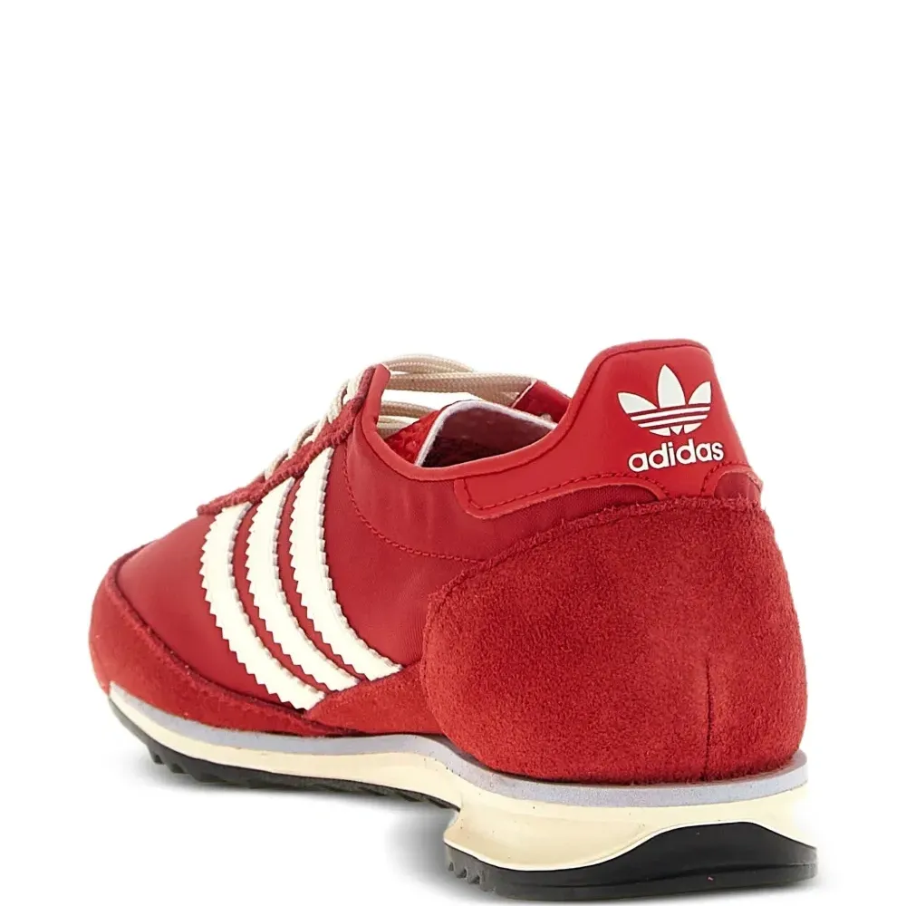 Кроссовки SL72 с полосками Кроссовки SL72 с полосками