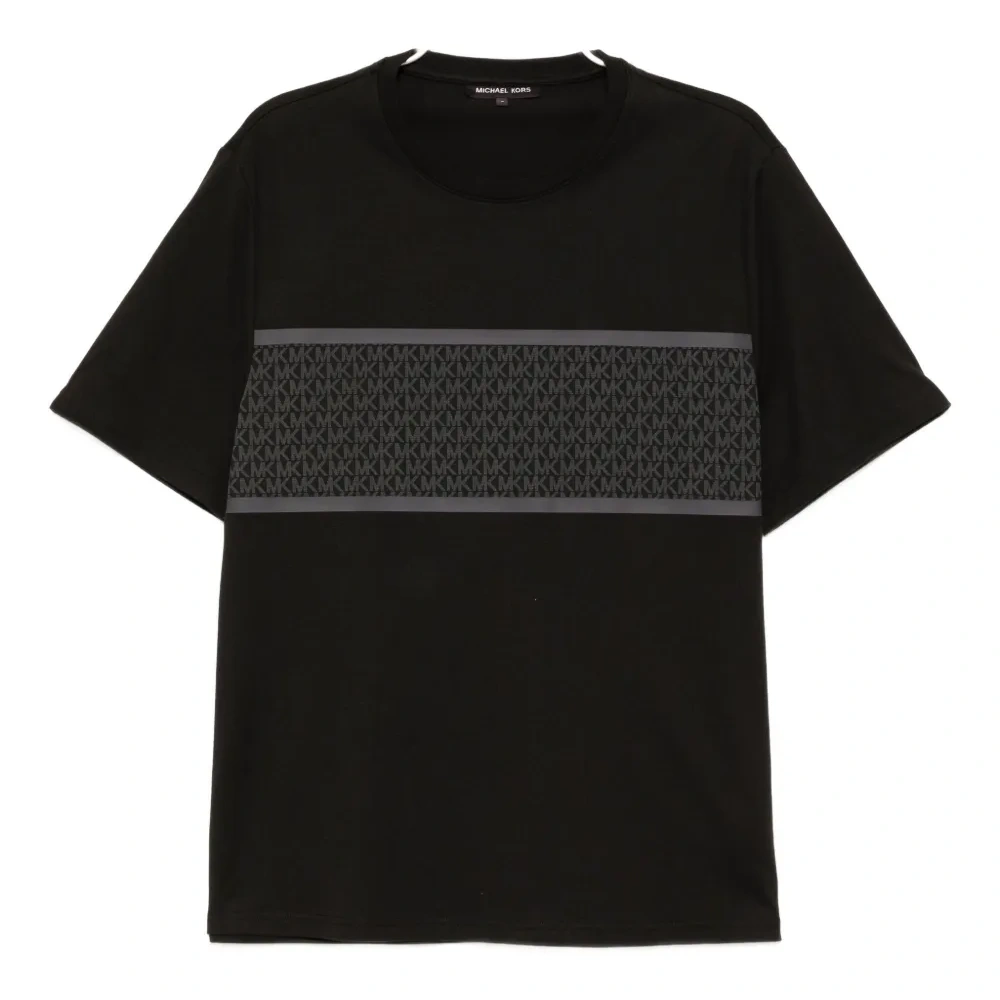 Полосатая футболка