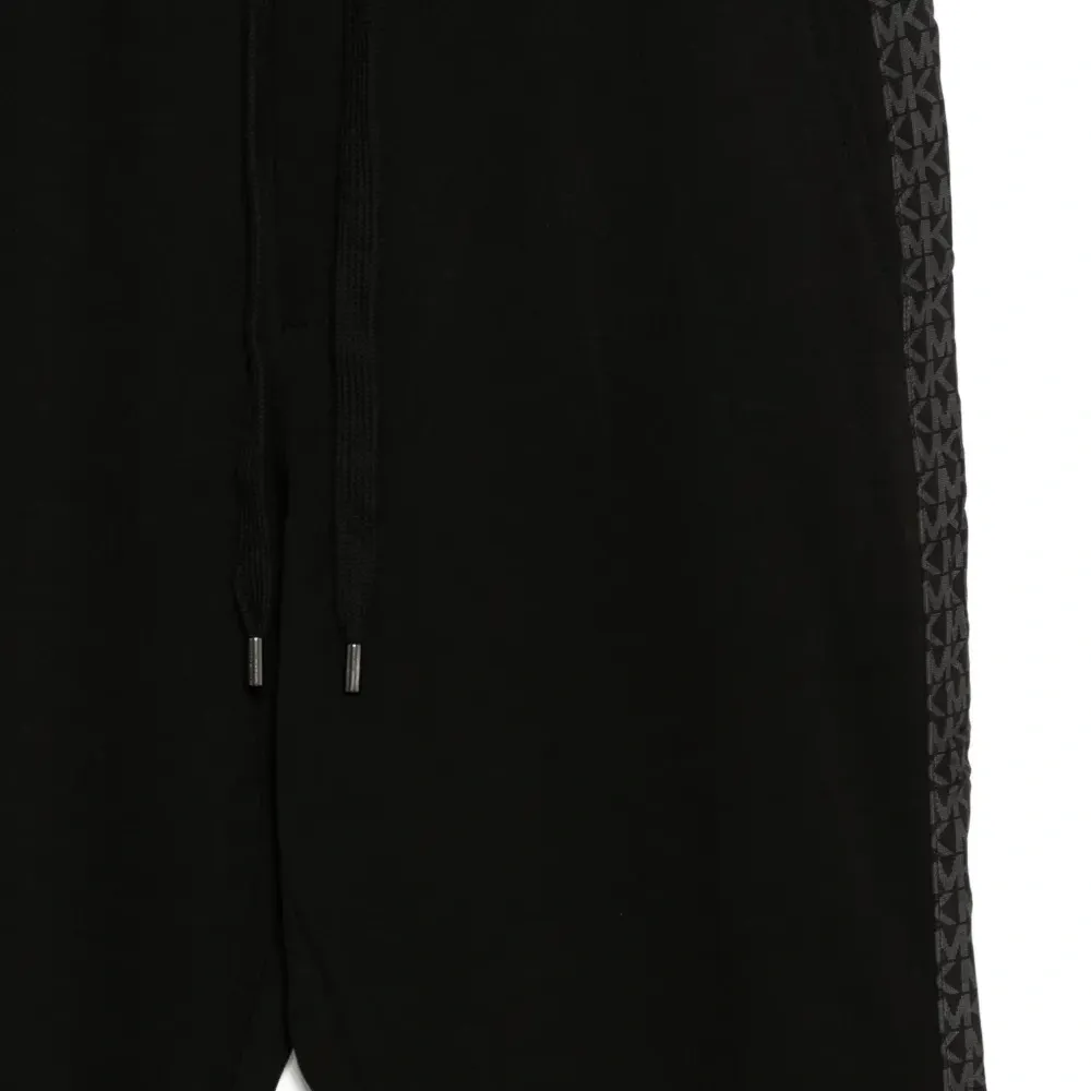 Брюки с монограммой