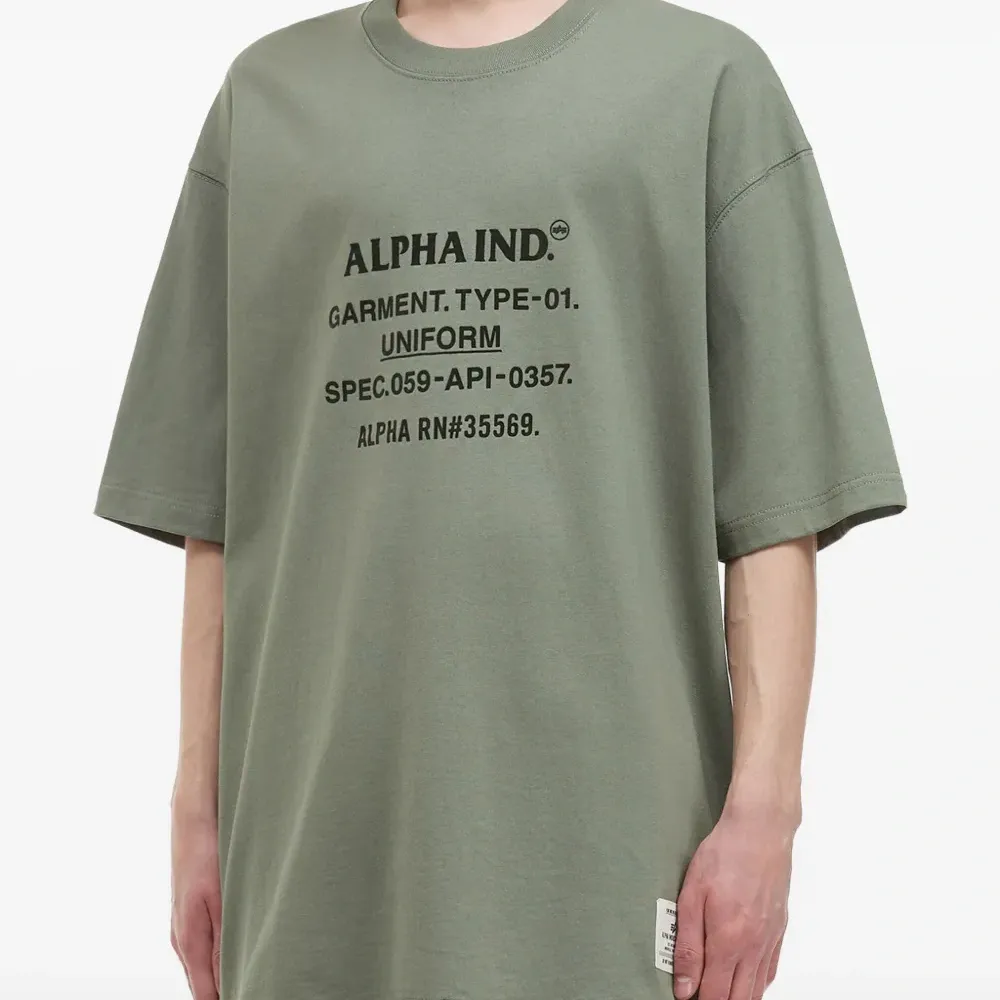 Футболка с графическим принтом