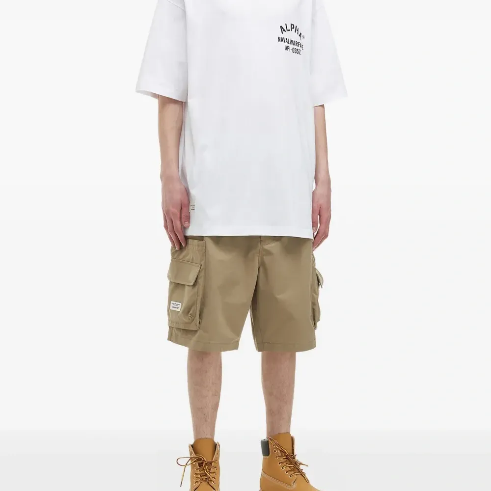 Футболка с графическим принтом