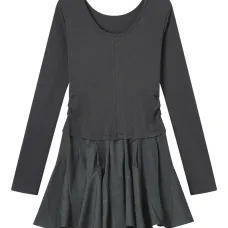 Платье с длинными рукавами и оборками