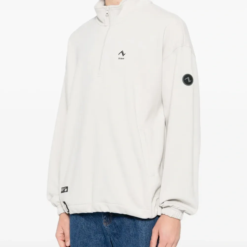 Толстовка с логотипом Толстовка с логотипом