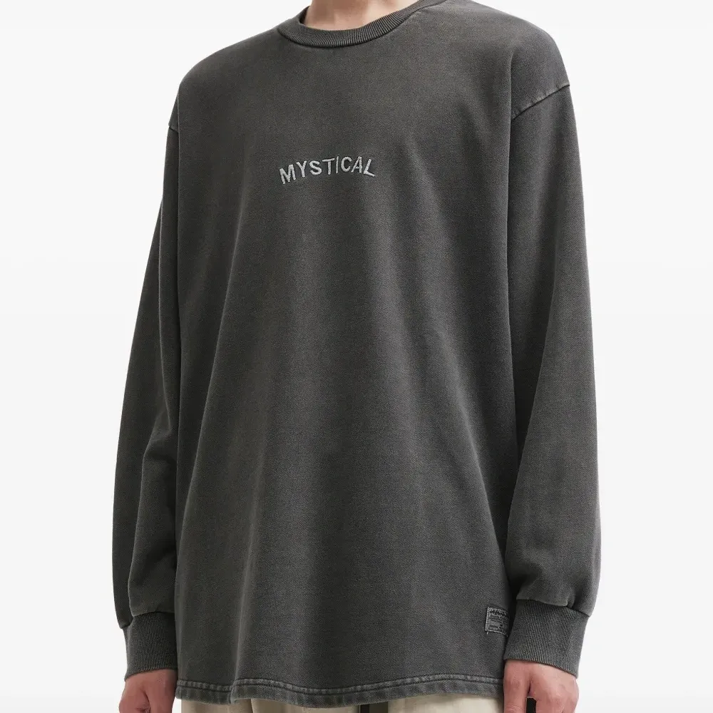 Длинный топ с вышитым рисунком