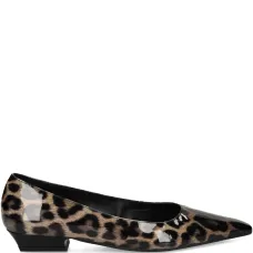 Туфли с заостренным носком и леопардовым принтом