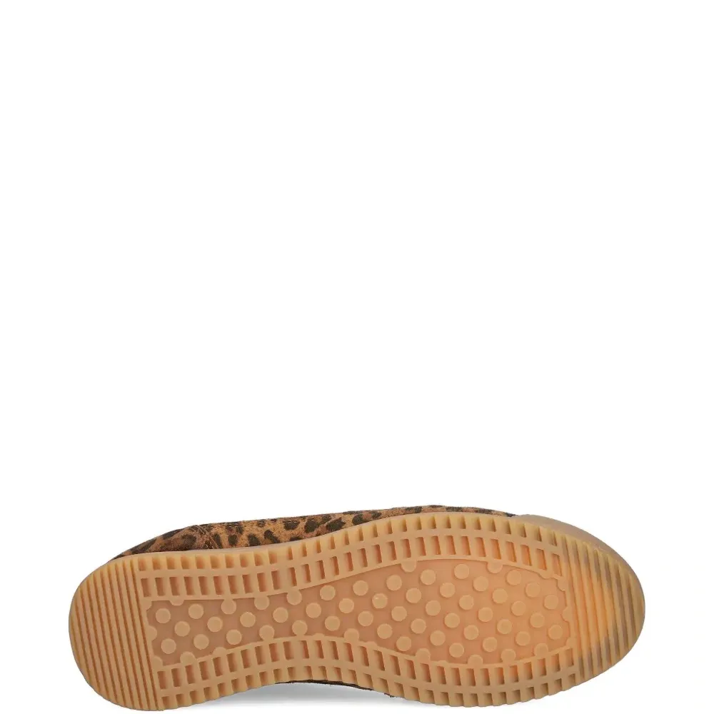 Кроссовки с леопардовыми вставками