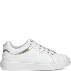 Кроссовки с тисненым логотипом