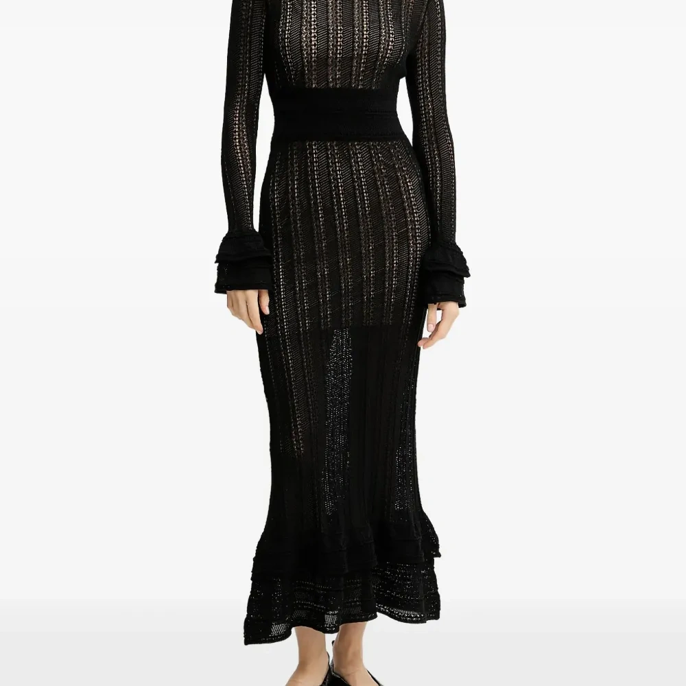 Трикотажное платье макси с оборками Трикотажное платье макси с оборками