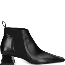 Ботинки на скульптурном каблуке