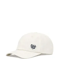 Кепка с вышитым логотипом