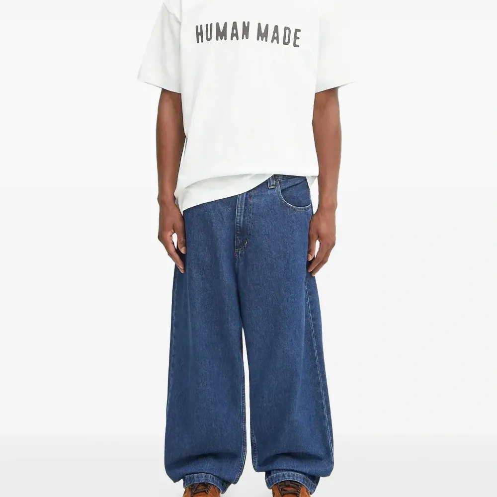 Футболка с логотипом Футболка с логотипом