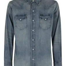 Джинсовая рубашка в стиле вестерн