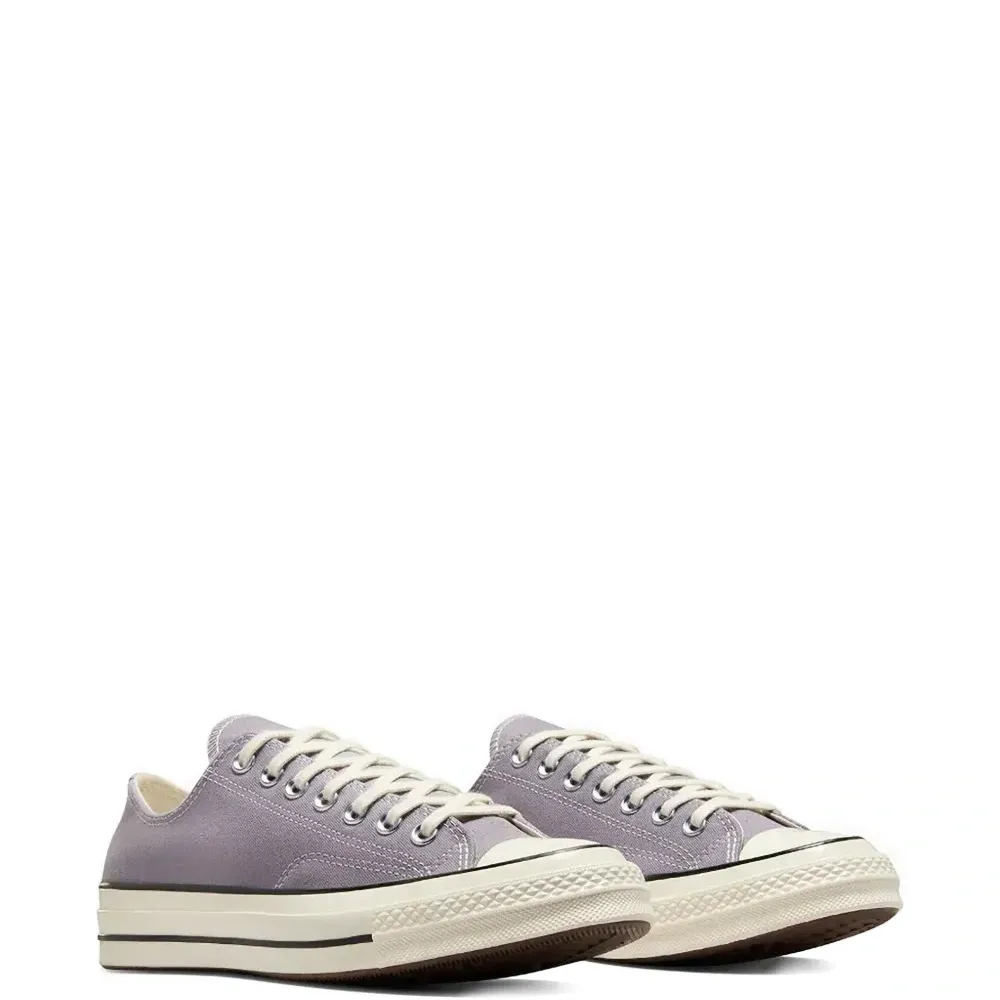 Кроссовки низкие