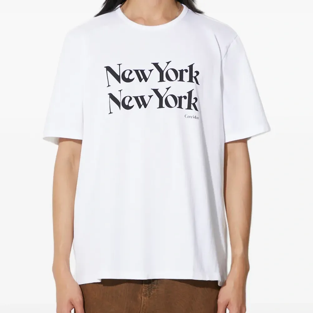 Футболка с короткими рукавами и принтом