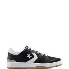 Кроссовки с мотивом звезды