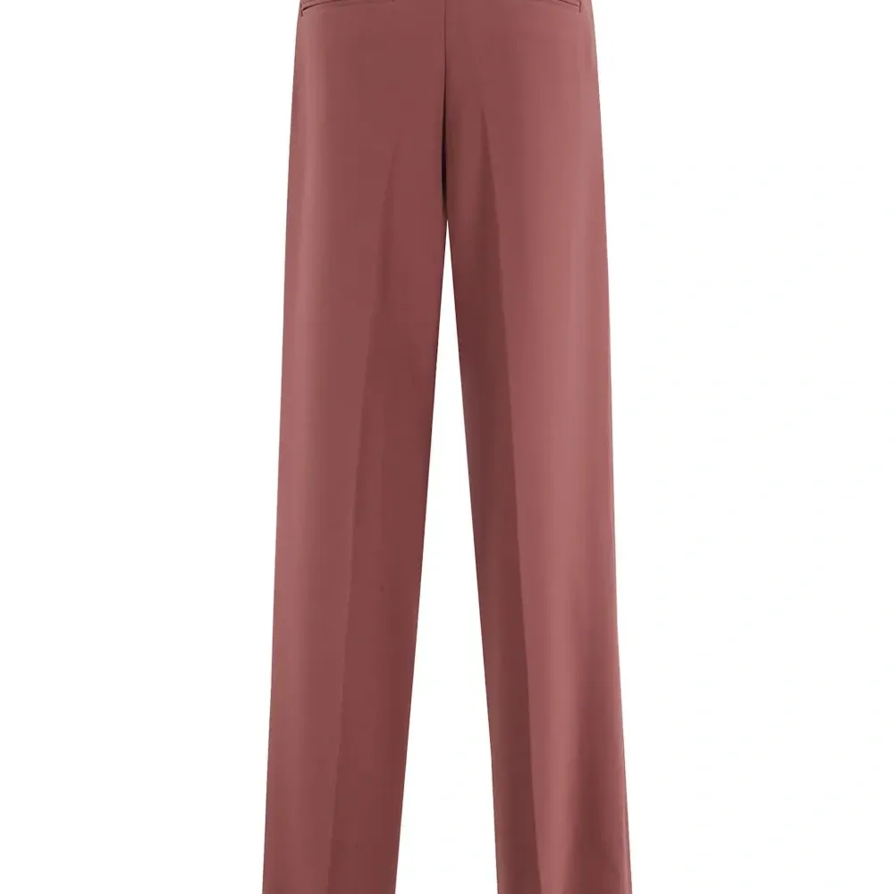 Брюки широкого кроя