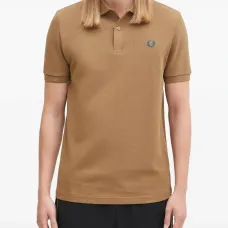 Рубашка поло с вышитым логотипом Рубашка поло с вышитым логотипом