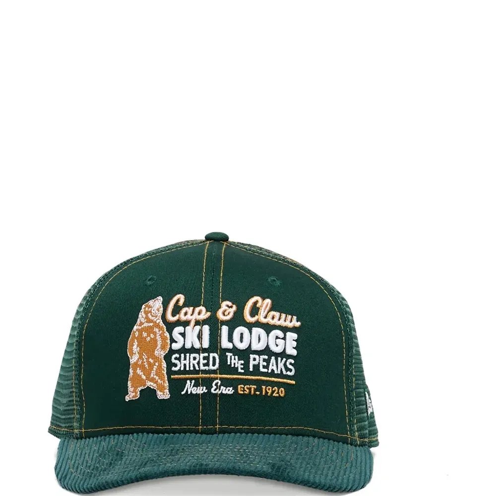 Кепка с вышивкой и вельветовыми вставками