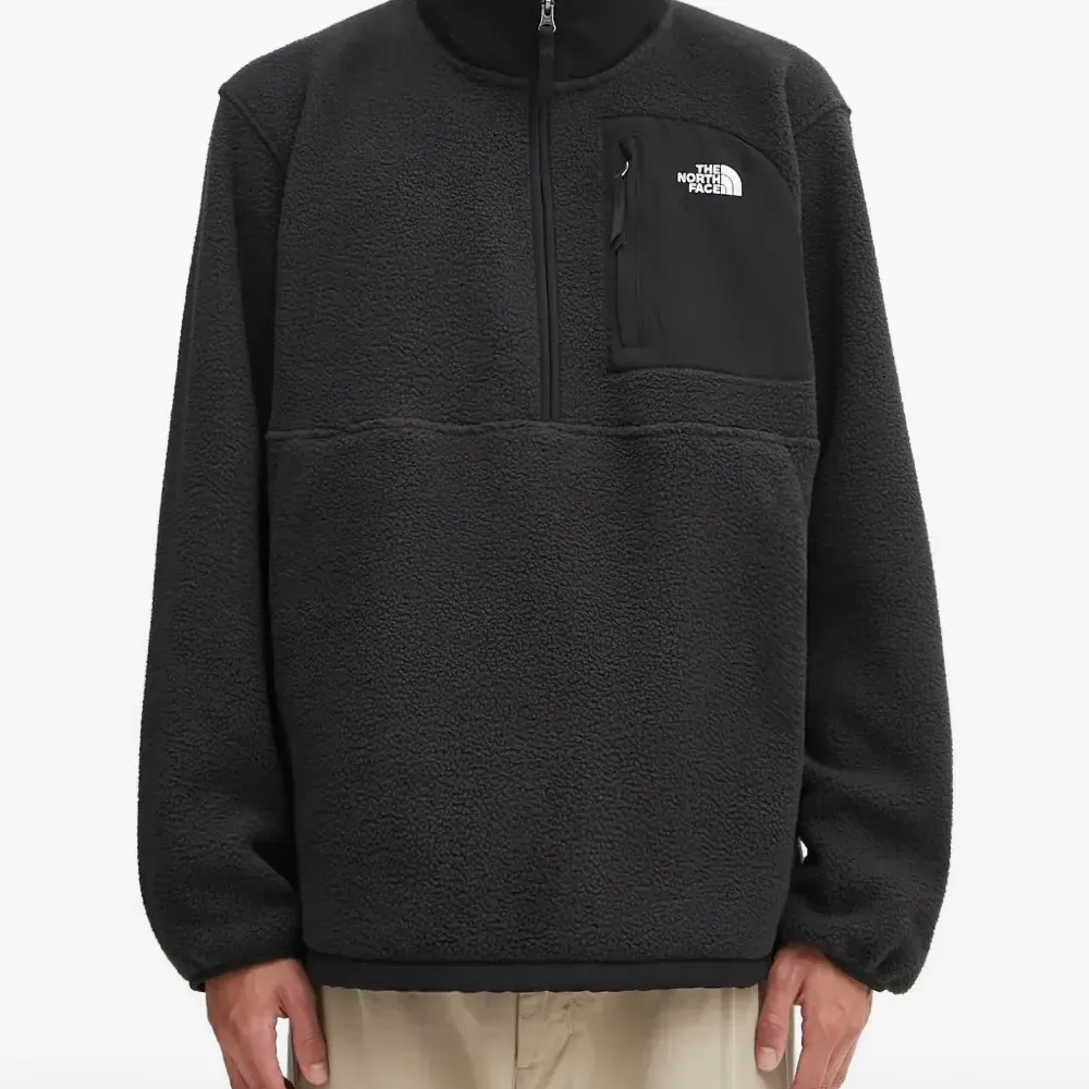 Свитшот с карманом на молнии