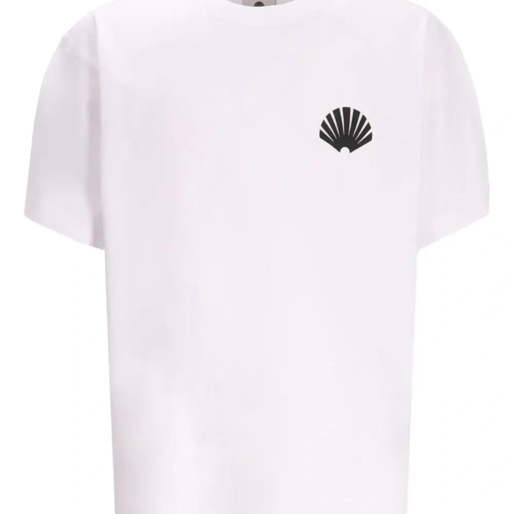 Футболка с логотипом