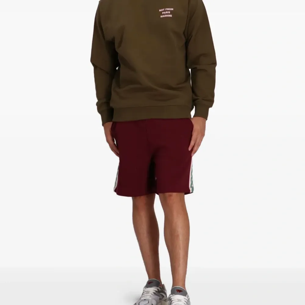 Толстовка с вышивкой