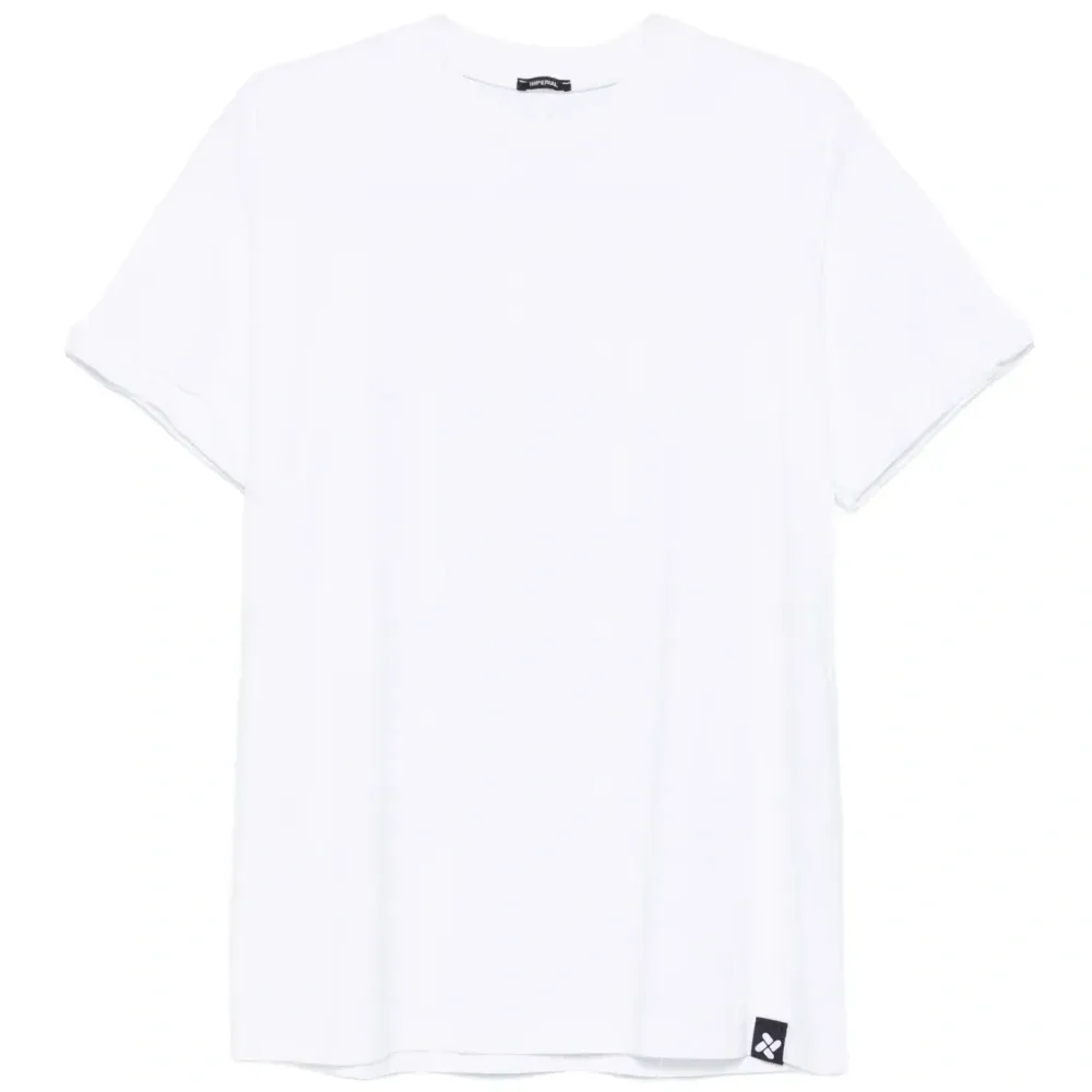 Футболка с круглым вырезом